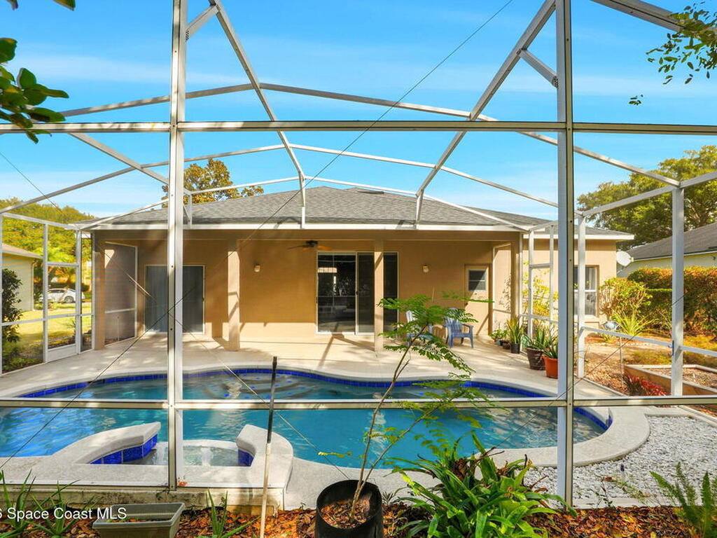 2424 Stone Cross Circle, Orlando, FL 32828