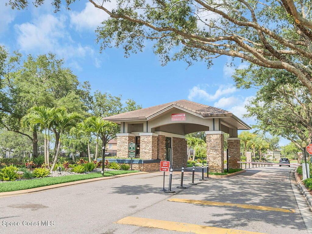 2424 Stone Cross Circle, Orlando, FL 32828