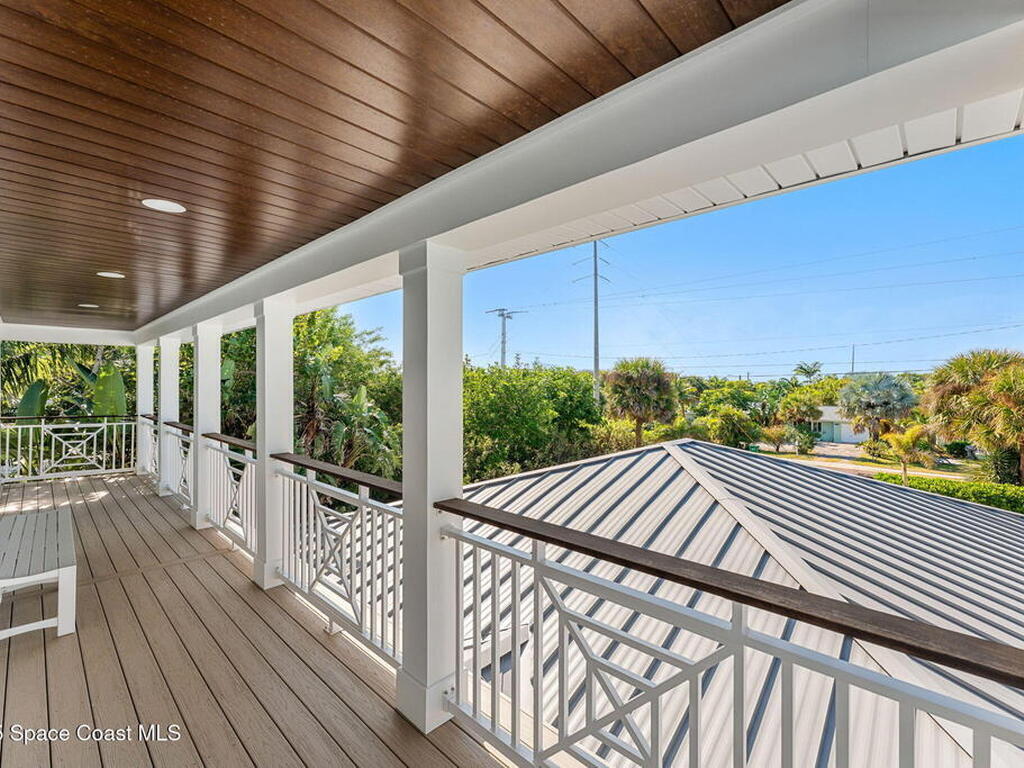 1081 S Atlantic Avenue, Cocoa Beach, FL 32931