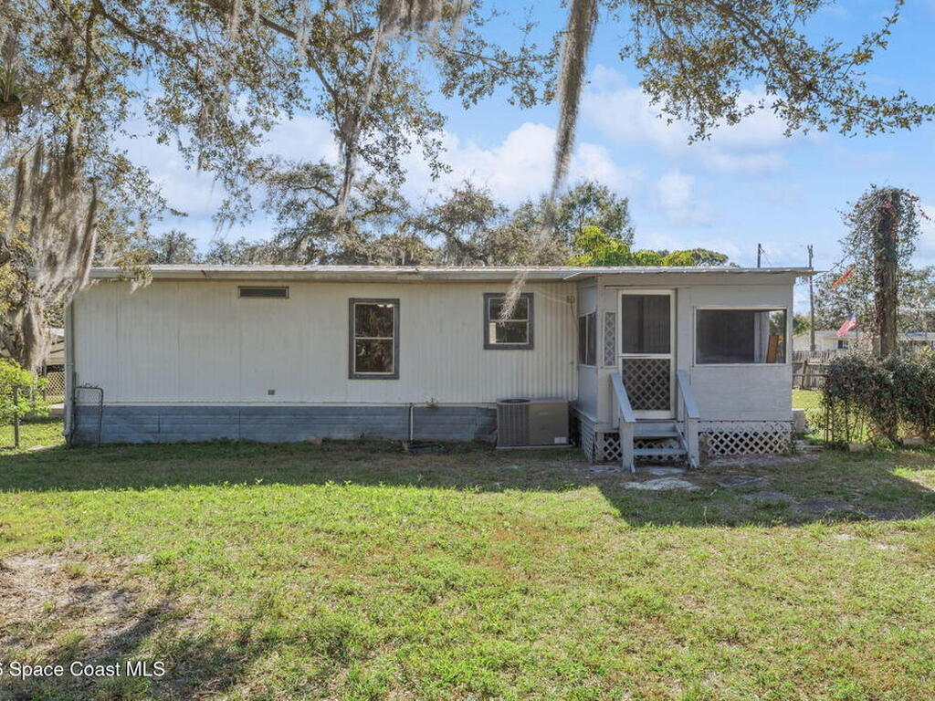 3250 Keith Lane, Mims, FL 32754