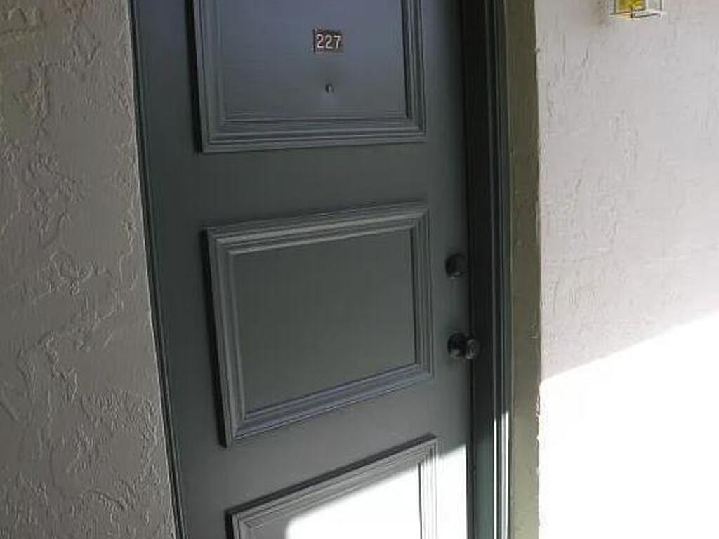 2975 Thrush Drive, Melbourne, FL 32935