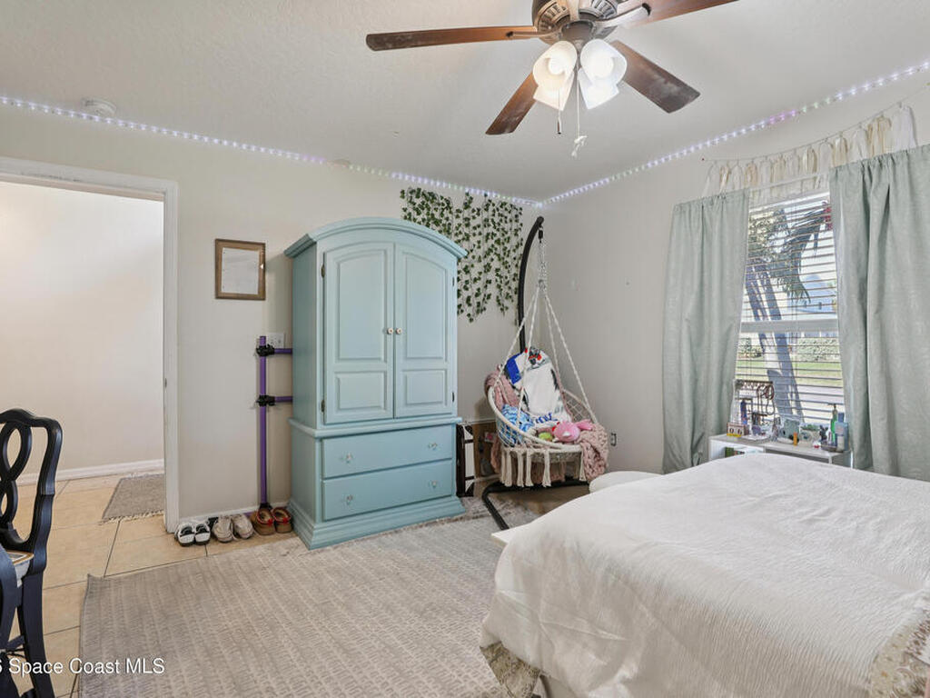 527 Jackson Avenue, Satellite Beach, FL 32937