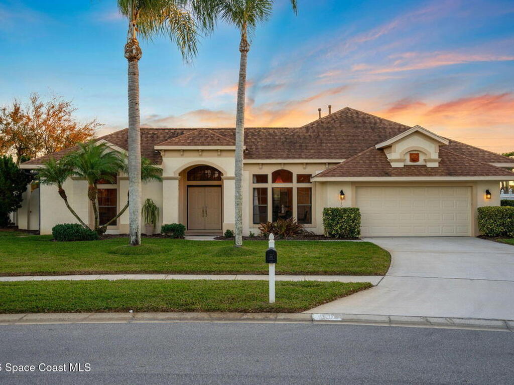 510 Lake Victoria Circle, Melbourne, FL 32940