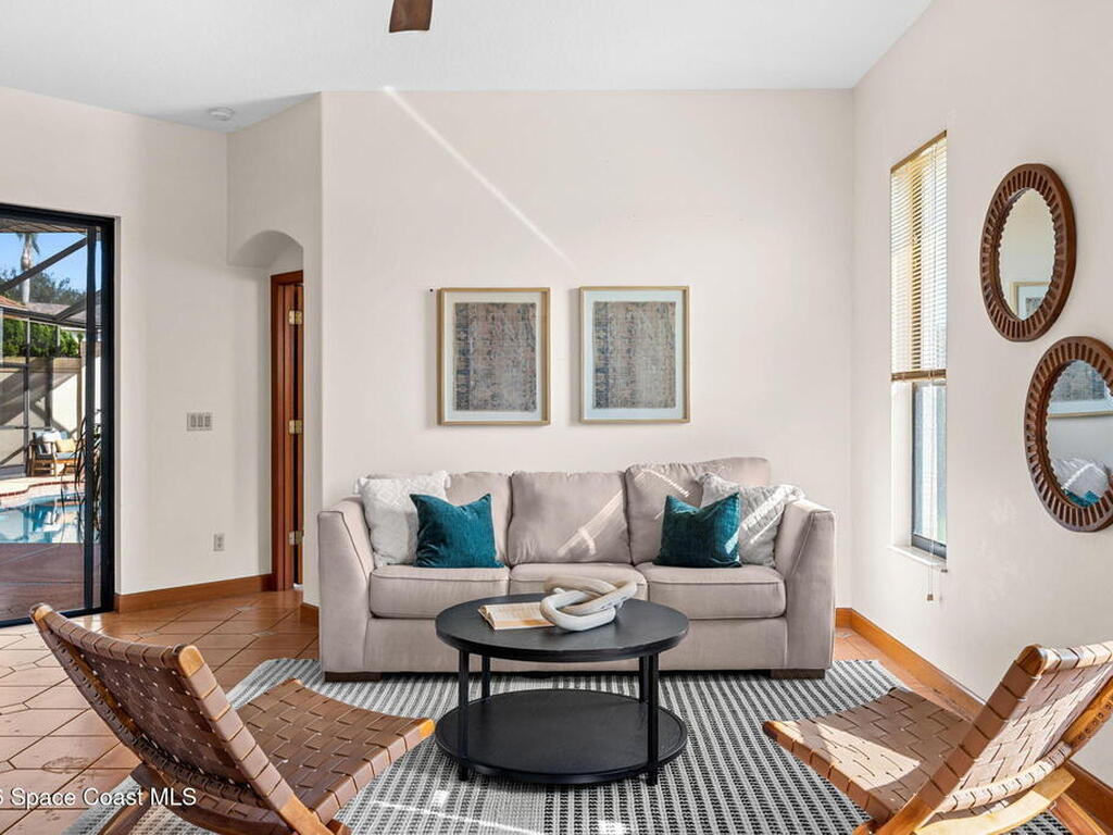 510 Lake Victoria Circle, Melbourne, FL 32940