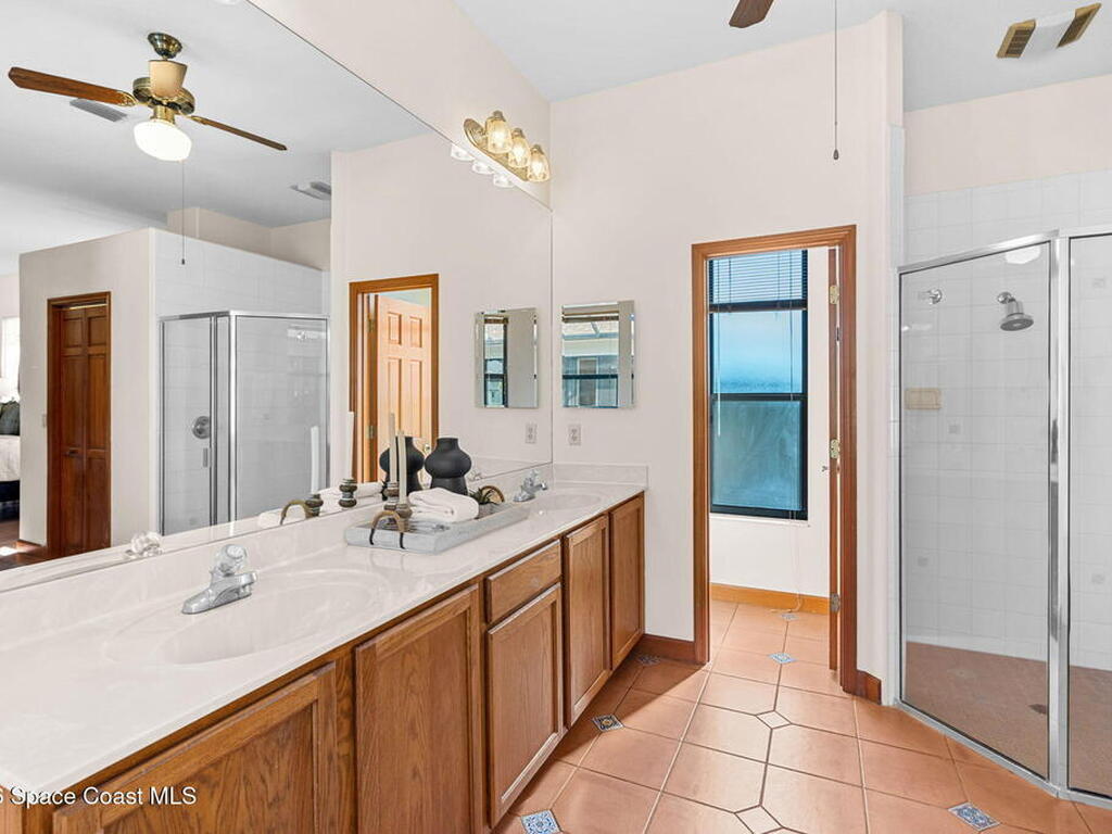 510 Lake Victoria Circle, Melbourne, FL 32940