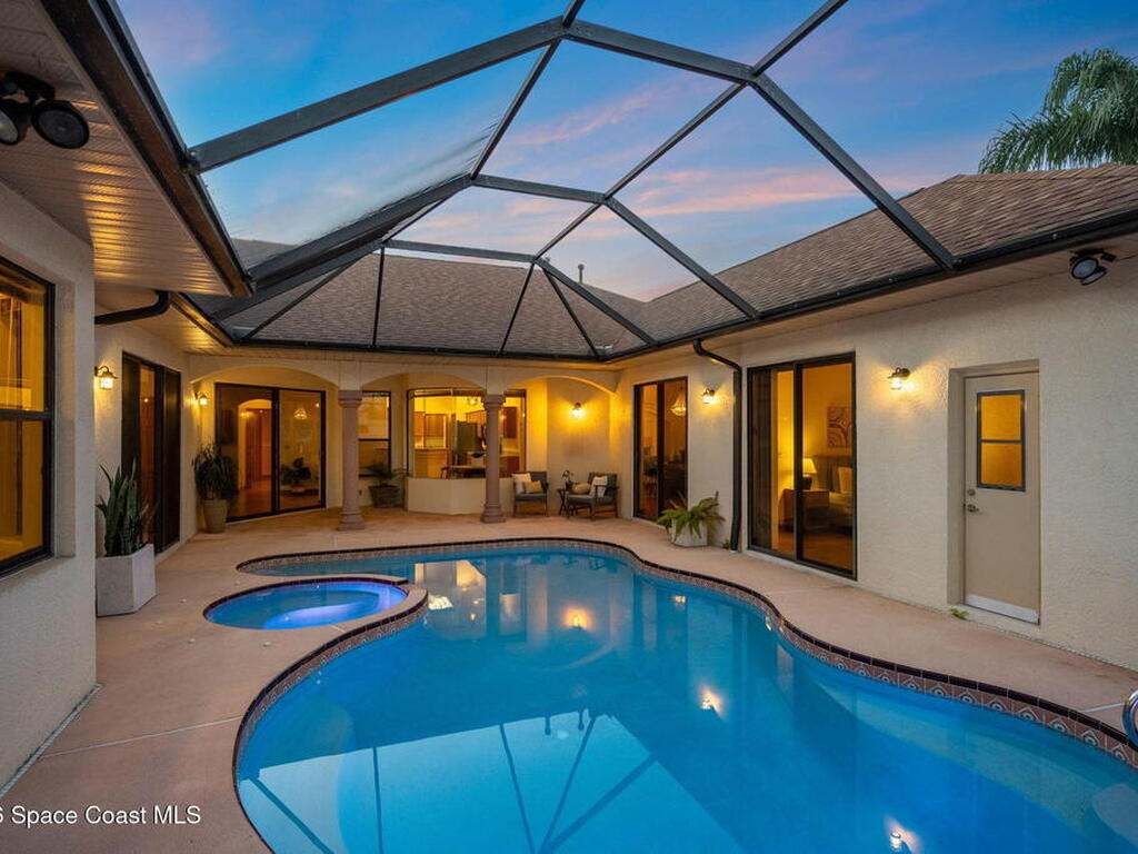 510 Lake Victoria Circle, Melbourne, FL 32940