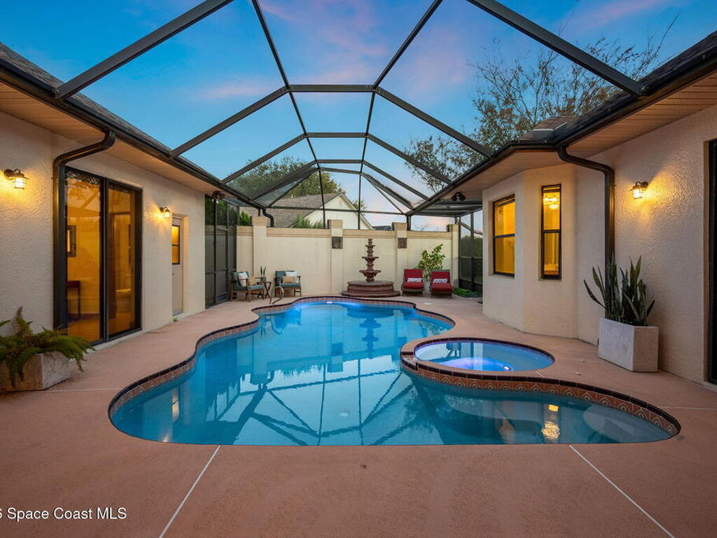 510 Lake Victoria Circle, Melbourne, FL 32940