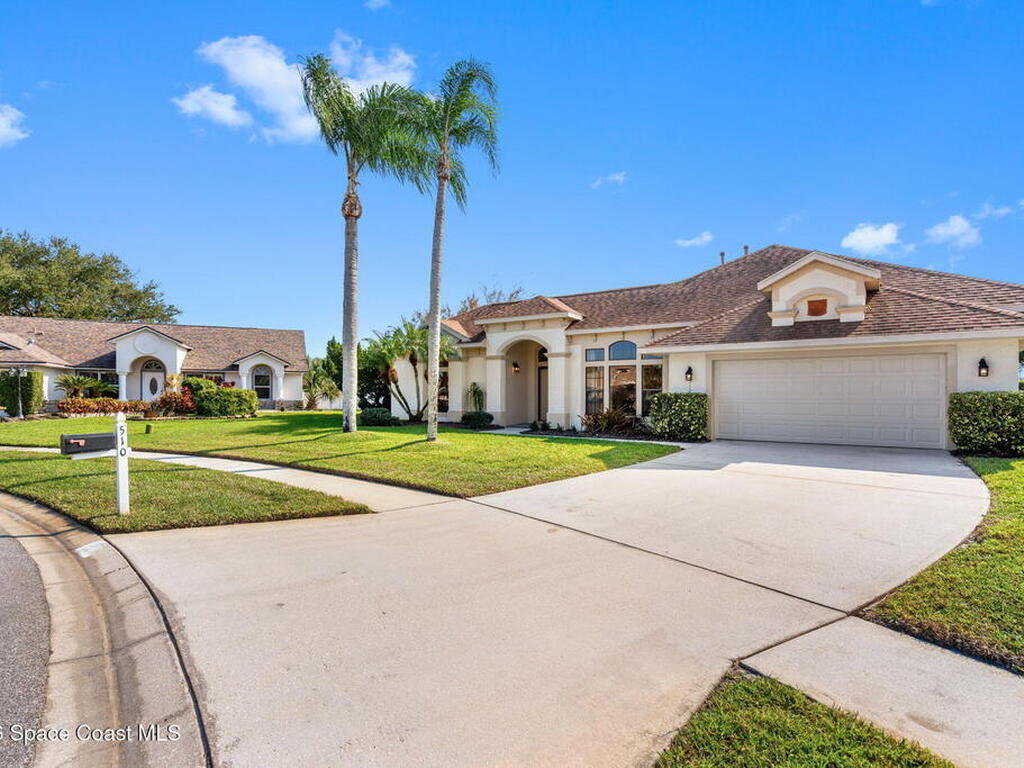 510 Lake Victoria Circle, Melbourne, FL 32940