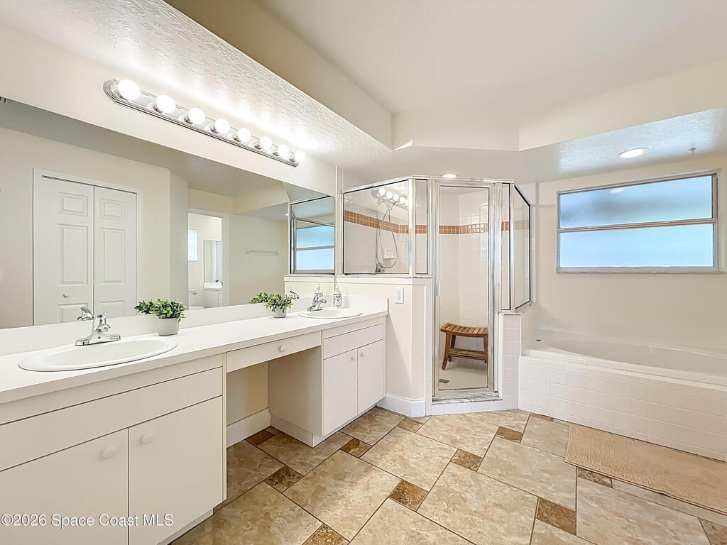 184 Cove Loop Drive, Merritt Island, FL 32953