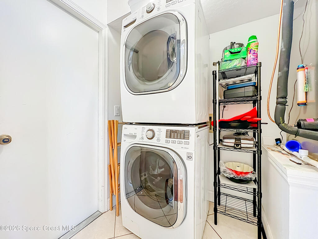 184 Cove Loop Drive, Merritt Island, FL 32953