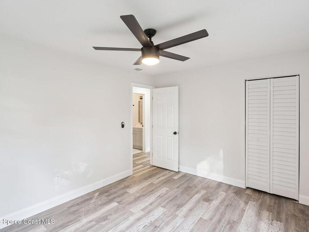 2720 Pineapple Avenue, Mims, FL 32754