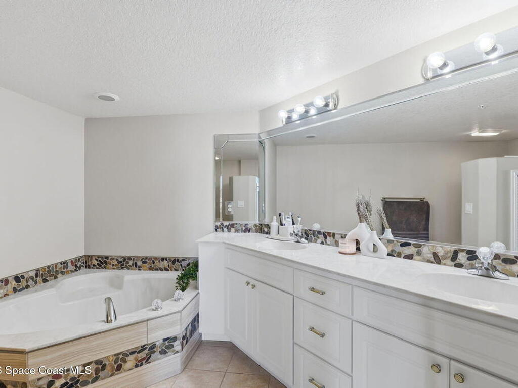 8903 Laguna Lane, Cape Canaveral, FL 32920