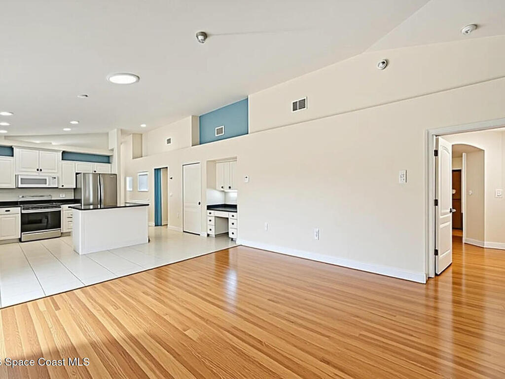 1430 Lago Mar Drive, Melbourne, FL 32940