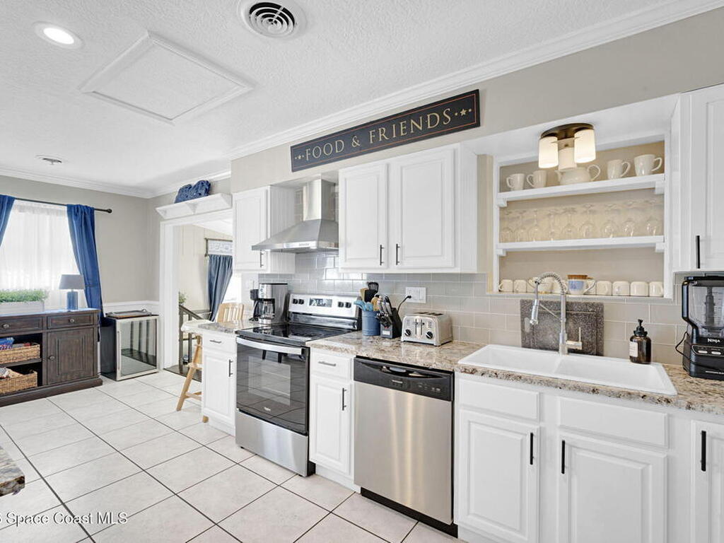 1034 Bali Road, Cocoa Beach, FL 32931