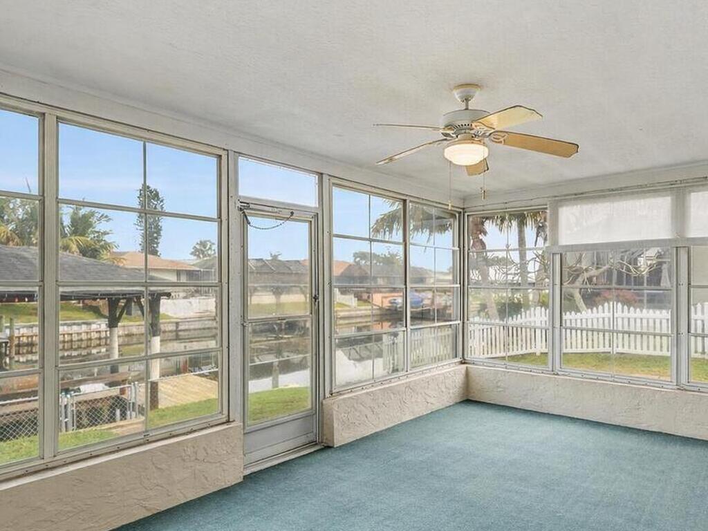 214 Via De La Reina, Merritt Island, FL 32953