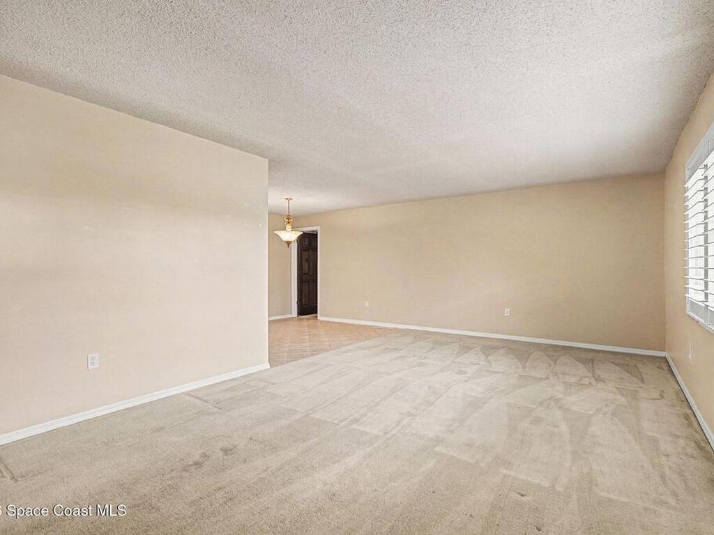 214 Via De La Reina, Merritt Island, FL 32953