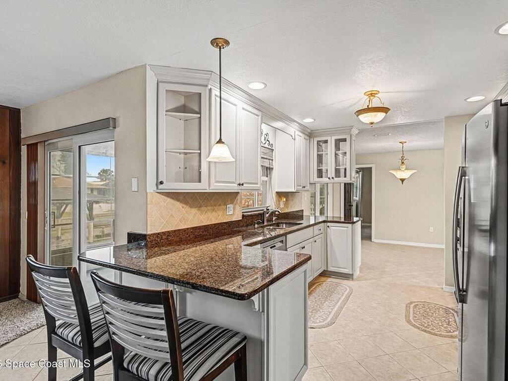 214 Via De La Reina, Merritt Island, FL 32953