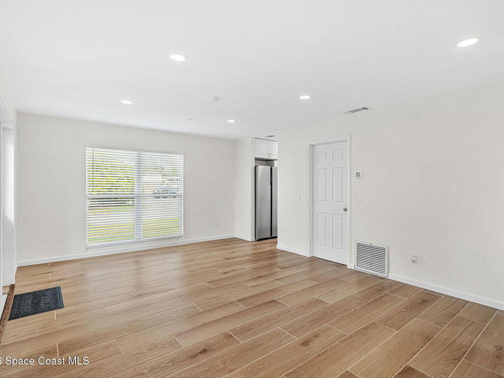 668 John Hancock Lane, Melbourne, FL 32904