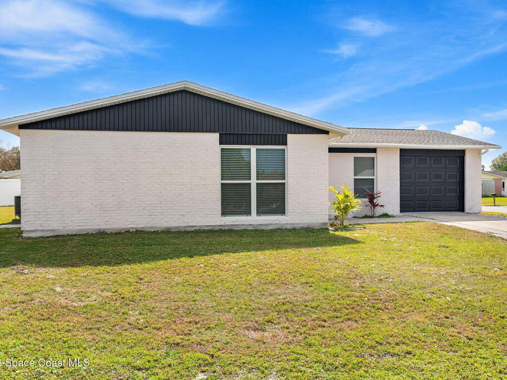 668 John Hancock Lane, Melbourne, FL 32904