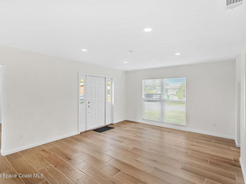 668 John Hancock Lane, Melbourne, FL 32904