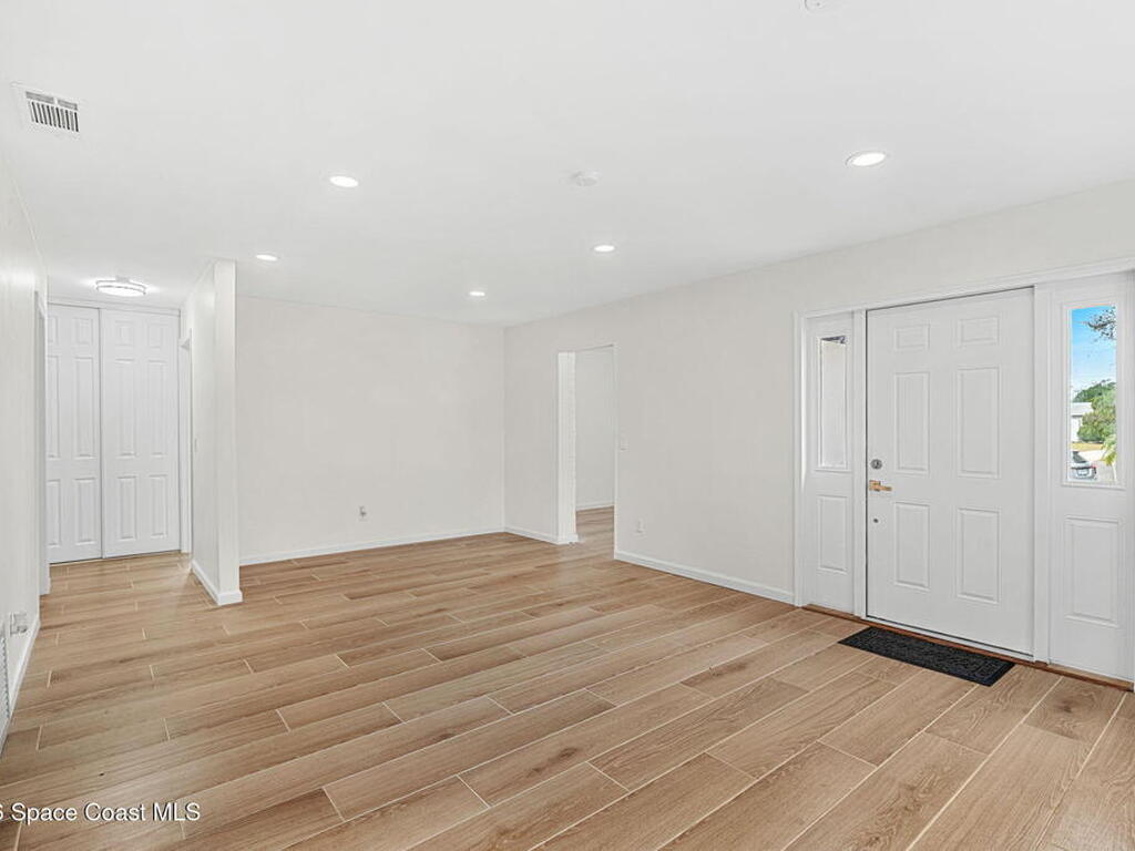 668 John Hancock Lane, Melbourne, FL 32904