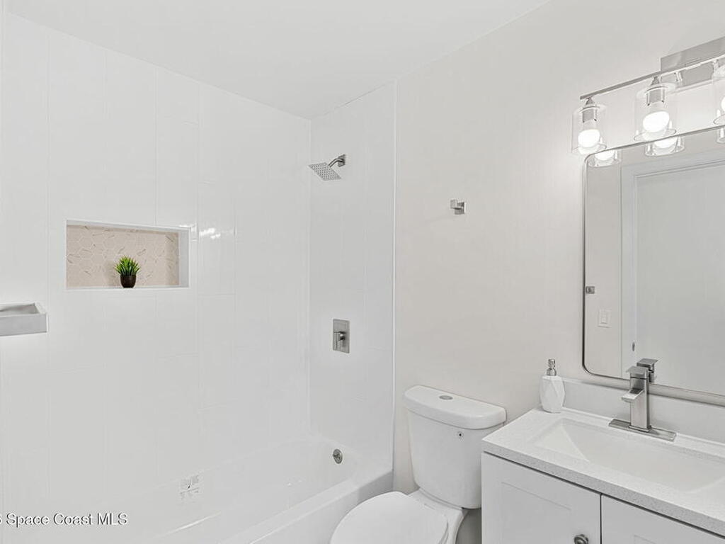 668 John Hancock Lane, Melbourne, FL 32904