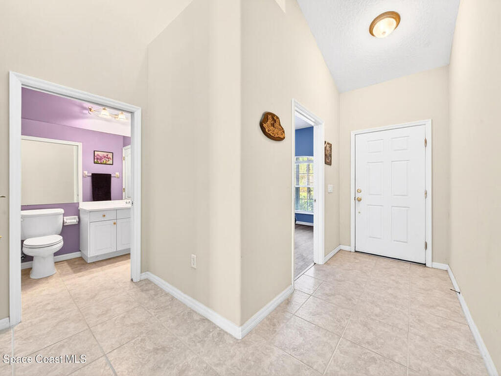 2670 Camberly Circle, Melbourne, FL 32940