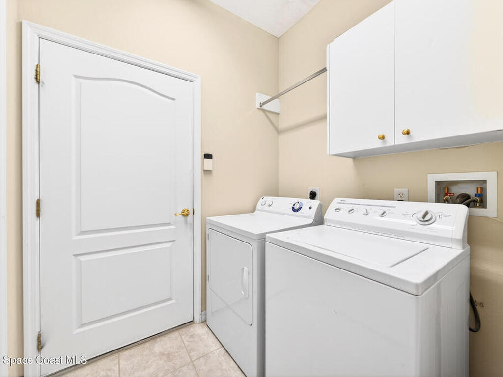 2670 Camberly Circle, Melbourne, FL 32940