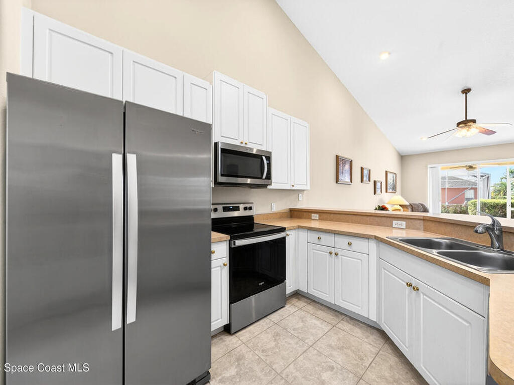 2670 Camberly Circle, Melbourne, FL 32940