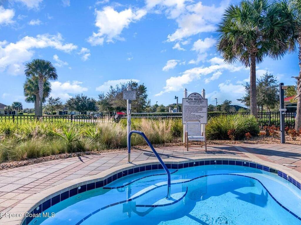 2670 Camberly Circle, Melbourne, FL 32940