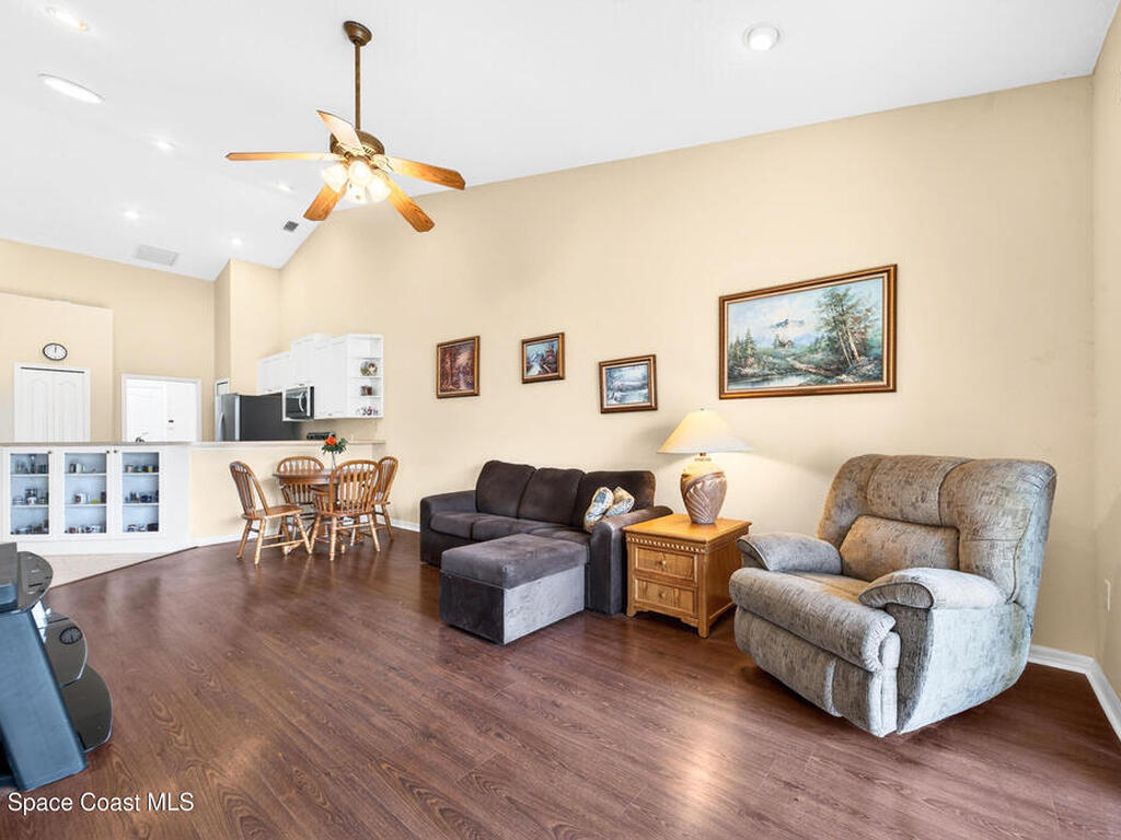 2670 Camberly Circle, Melbourne, FL 32940