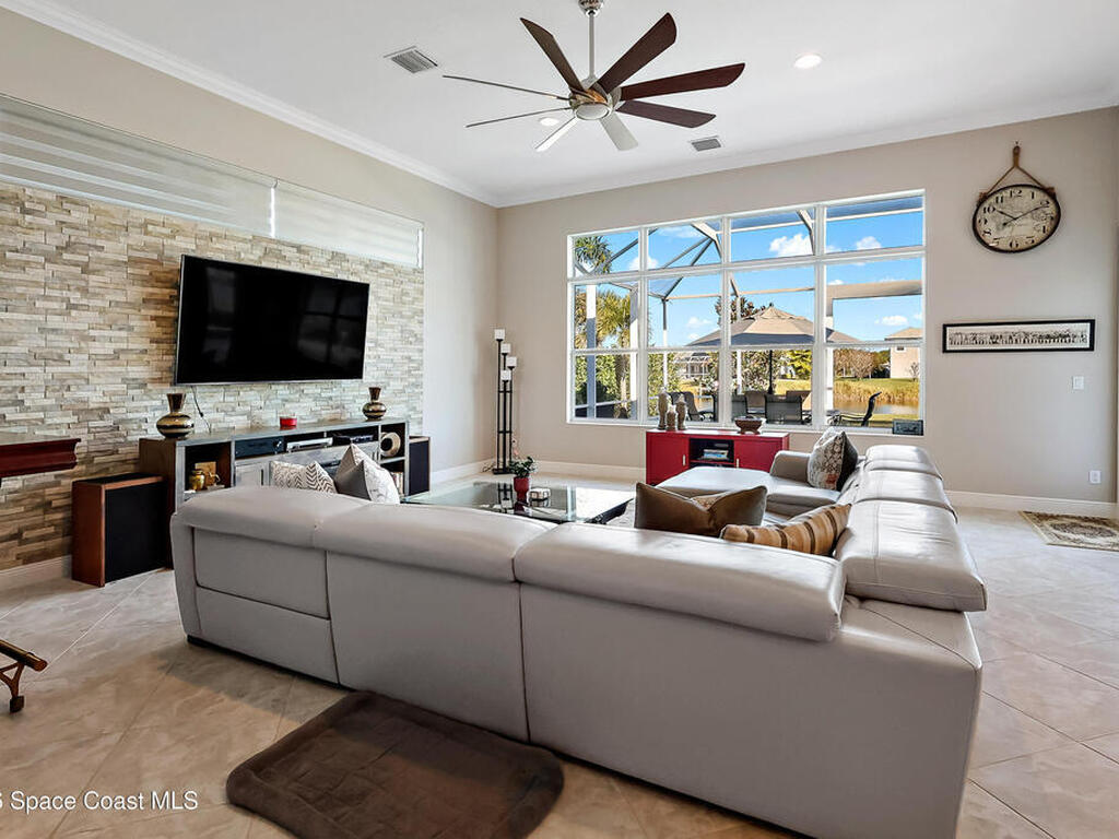 607 Yearling Trail, Sebastian, FL 32958