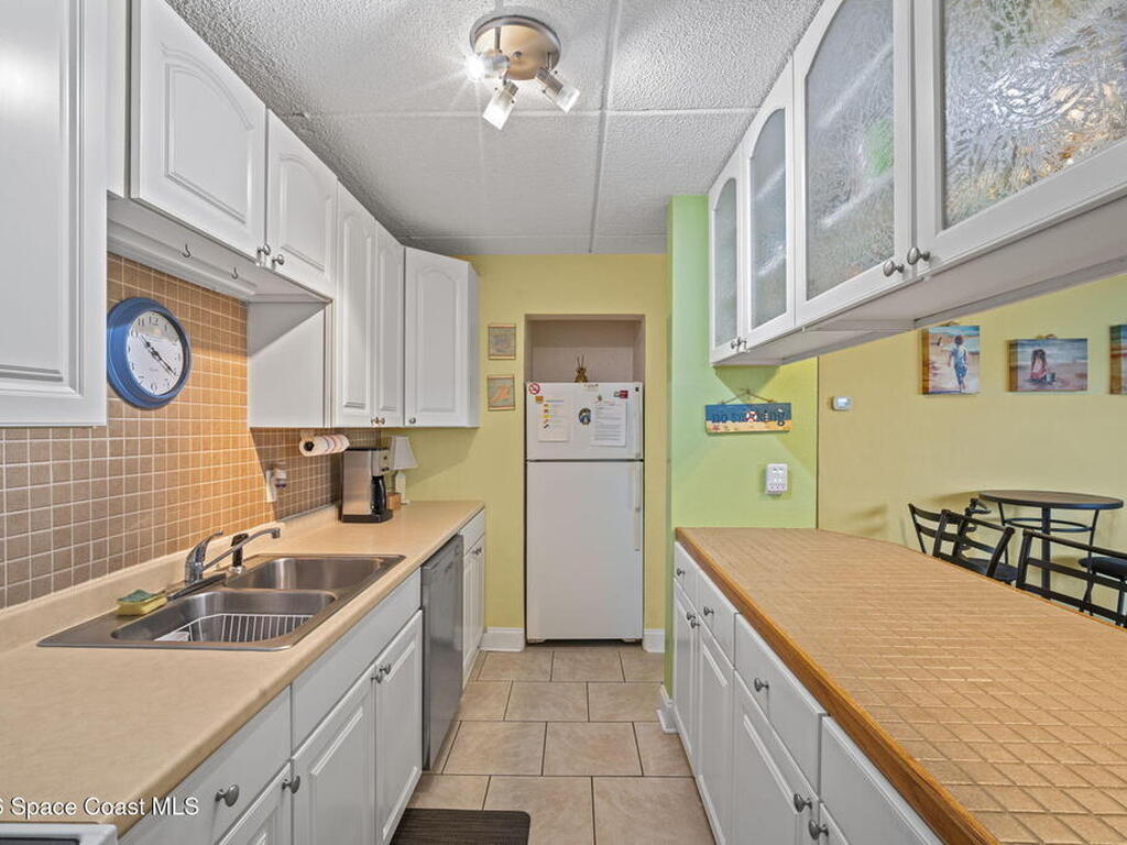 280 Hayes Avenue, Cocoa Beach, FL 32931