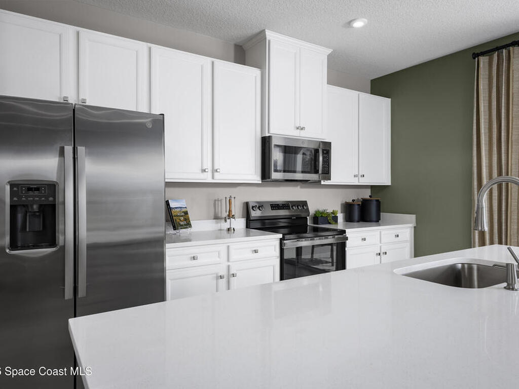 1788 Kendall Pointe Place, Melbourne, FL 32935