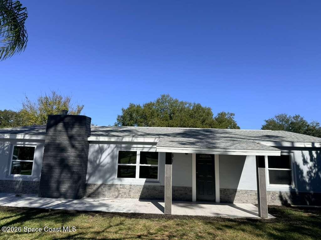 581 Calle Grande Street, Ormond Beach, FL 32174