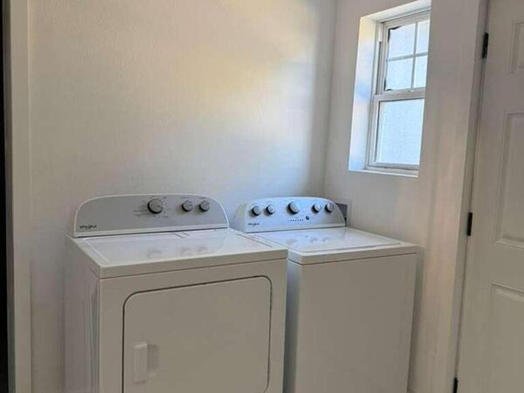 581 Calle Grande Street, Ormond Beach, FL 32174