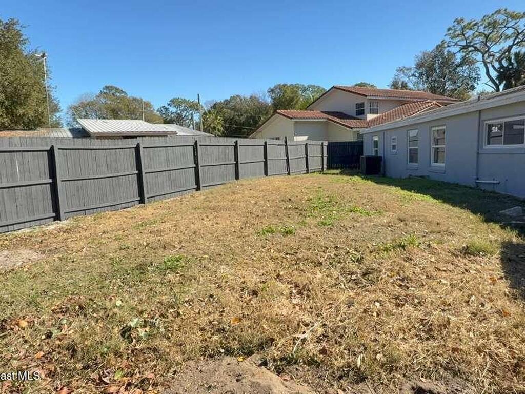 581 Calle Grande Street, Ormond Beach, FL 32174