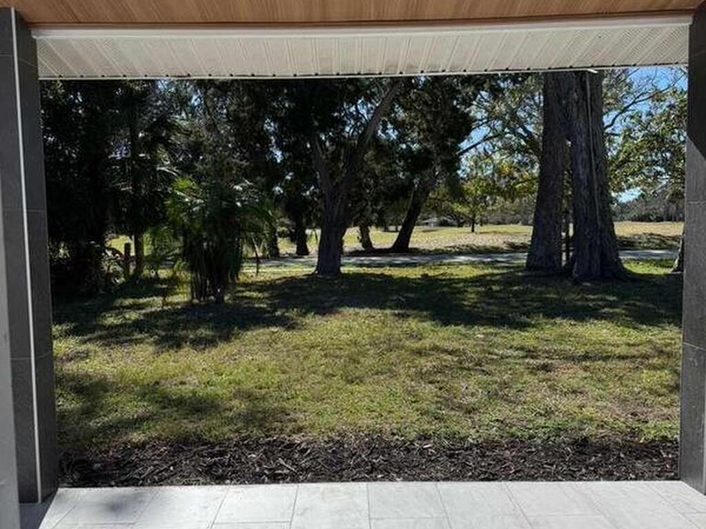 581 Calle Grande Street, Ormond Beach, FL 32174