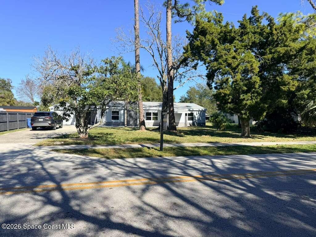 581 Calle Grande Street, Ormond Beach, FL 32174