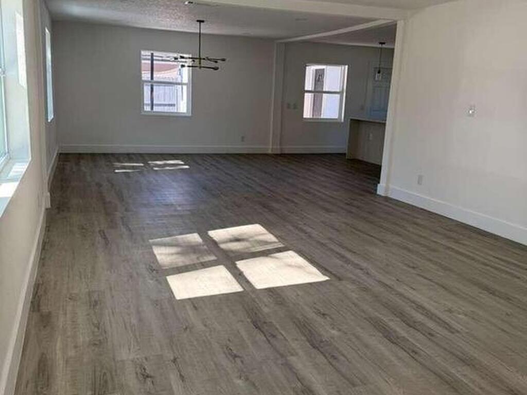 581 Calle Grande Street, Ormond Beach, FL 32174