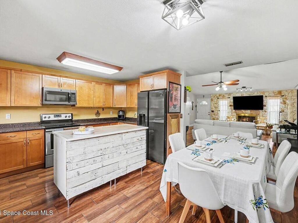 615 Marbella Place, Melbourne, FL 32940