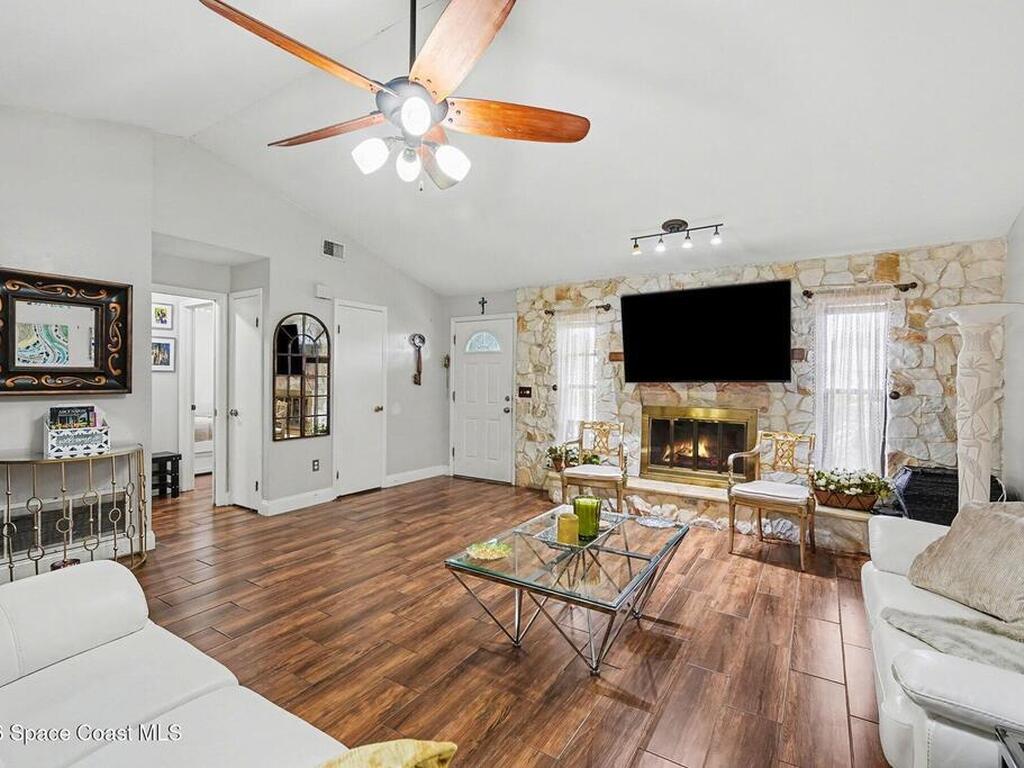 615 Marbella Place, Melbourne, FL 32940