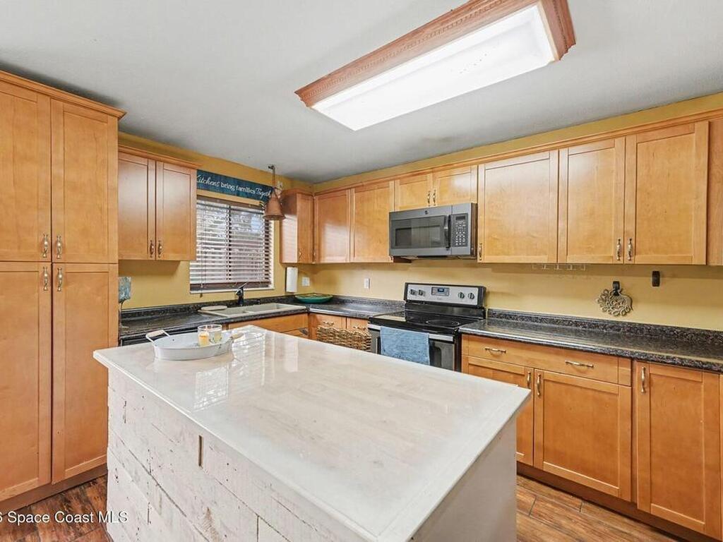 615 Marbella Place, Melbourne, FL 32940