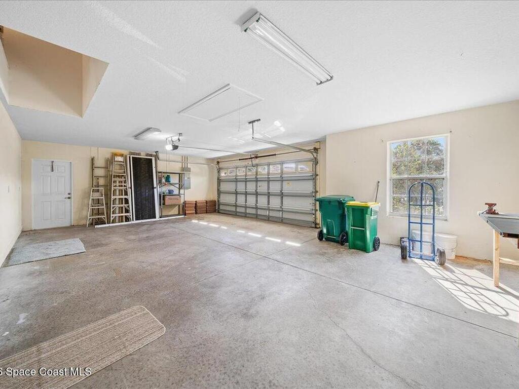 8200 Simpkins Way, Melbourne, FL 32940