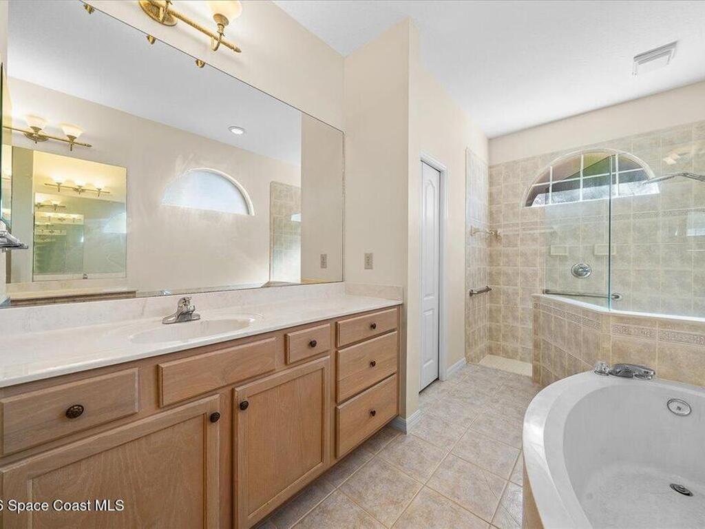 8200 Simpkins Way, Melbourne, FL 32940