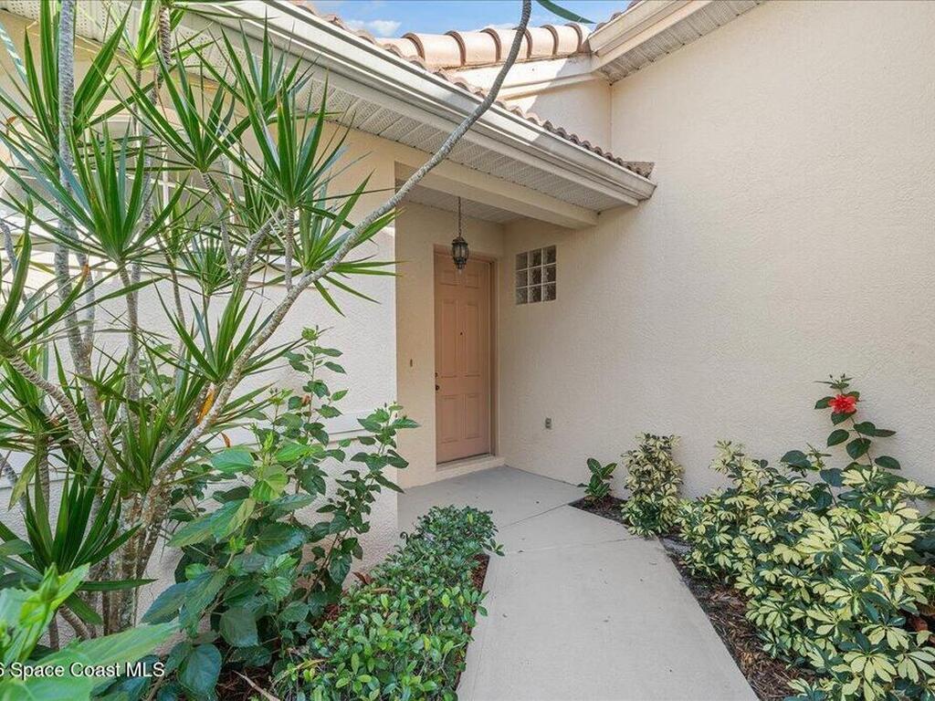 8200 Simpkins Way, Melbourne, FL 32940