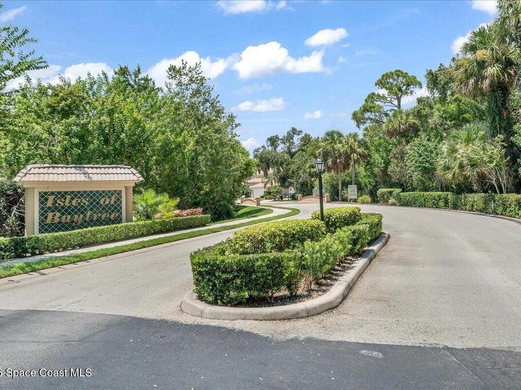 8200 Simpkins Way, Melbourne, FL 32940