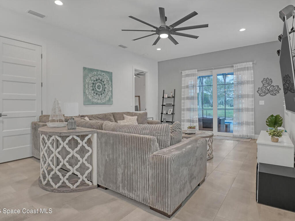 2188 Country Club Road, Melbourne, FL 32901