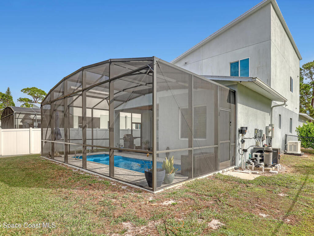 2188 Country Club Road, Melbourne, FL 32901