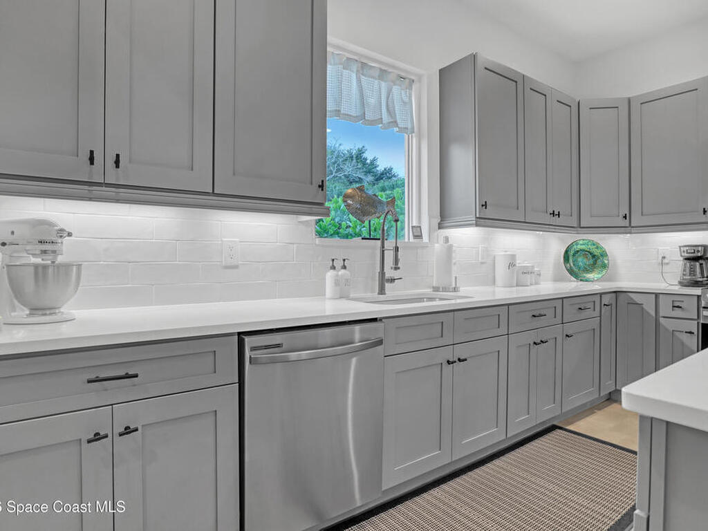 2188 Country Club Road, Melbourne, FL 32901